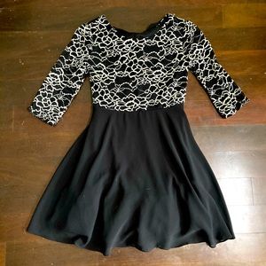 Girl’s Size 8 Amy Byer Dress